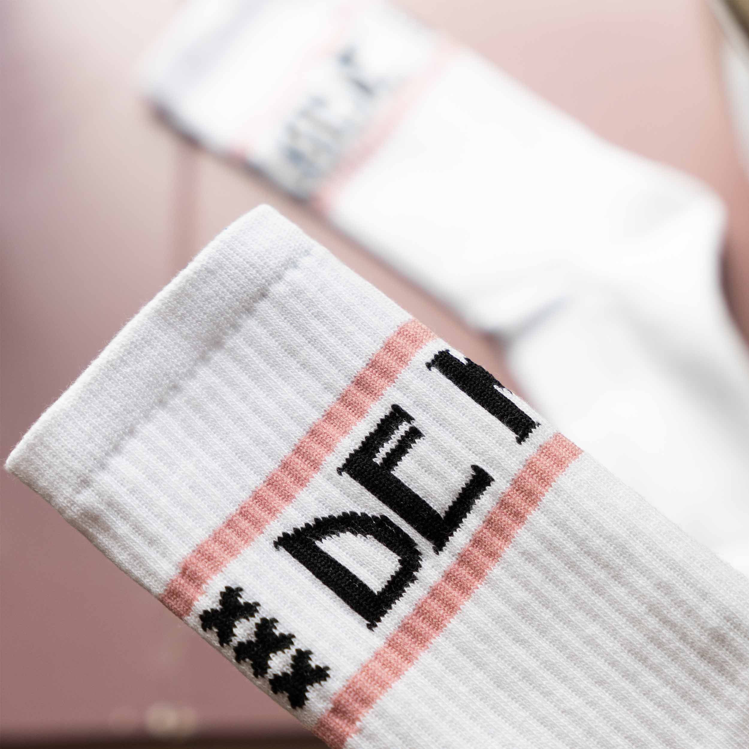 White & Pink Socks De Kade first image